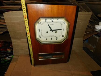 Старинные,настенные часы Янтарь СССР в интерьер и