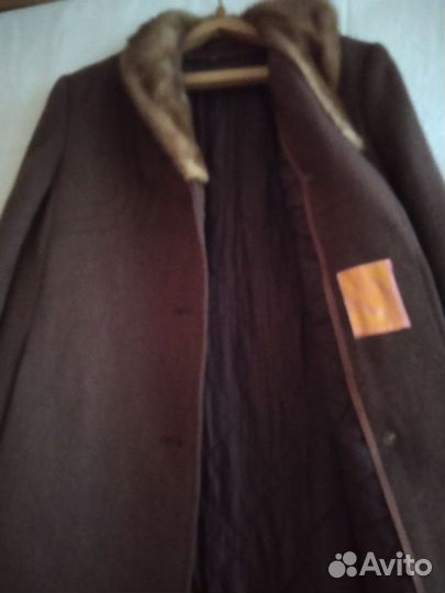 Пальто женские зимние винтажные, р. 50 и 46
