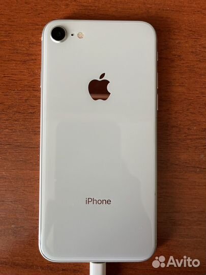 iPhone 8, 64 ГБ