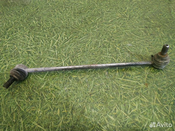 Стойка стабилизатора передняя Volkswagen Passat B7