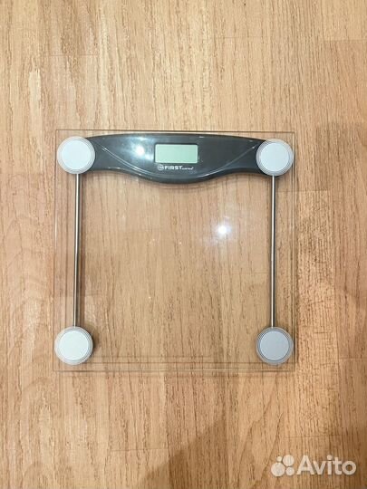 Весы напольные новые First