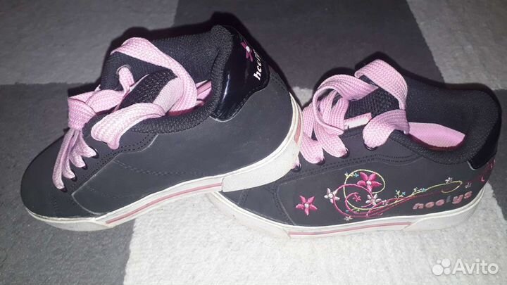 Детские роликовые кроссовки Heelys