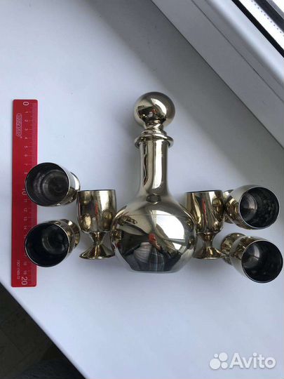 Стеклянный набор из 6 рюмок и графина