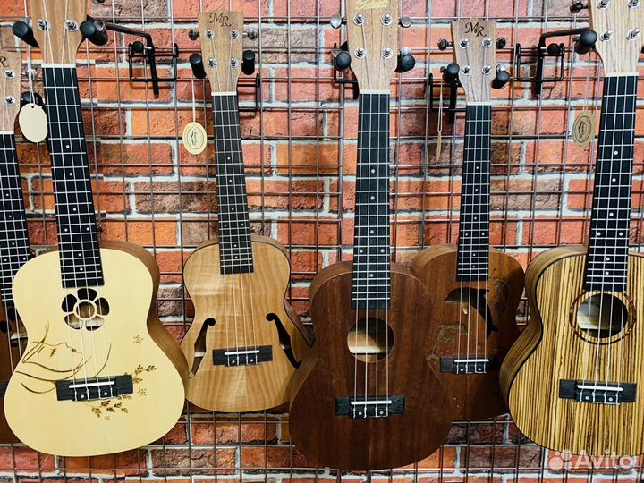 Гавайская гитара + аксессуар