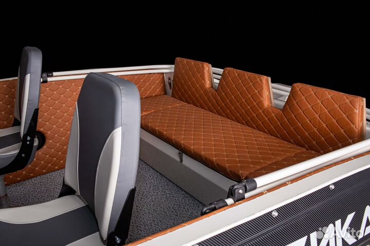 Лодка Тактика 550 BW