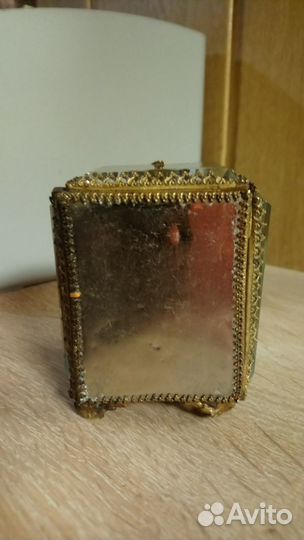 Старинная шкатулка-подчасник, стекло латунь.19 век