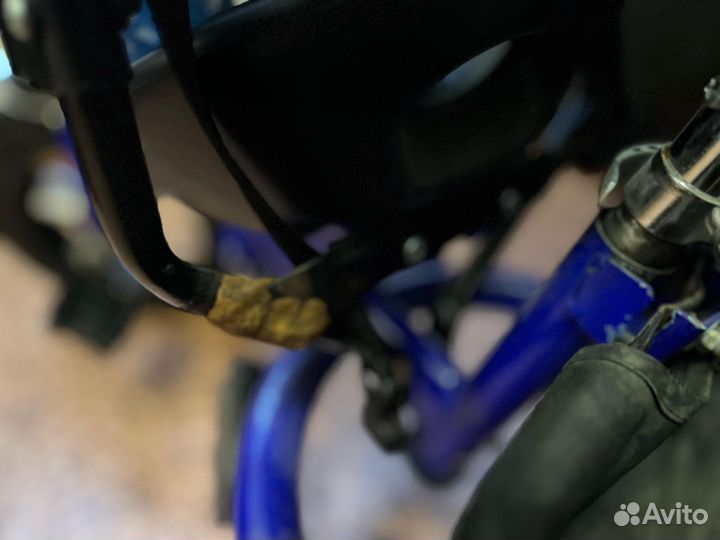 Трехколесный велосипед с ручкой