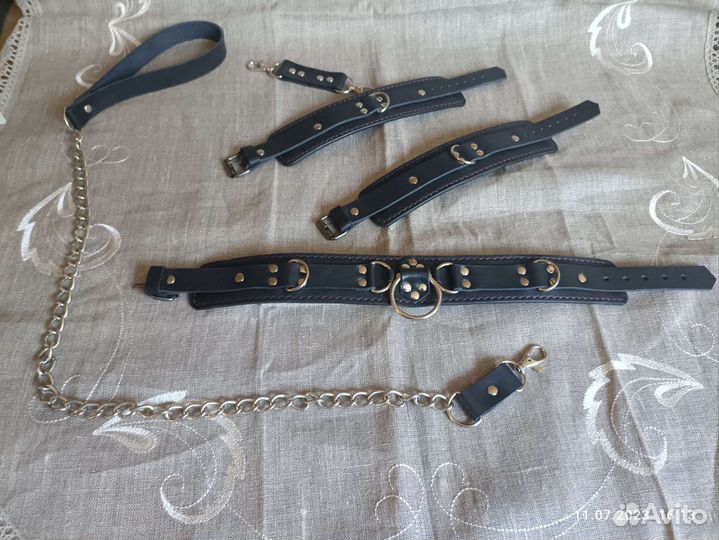Кожаный парный браслет и чокер
