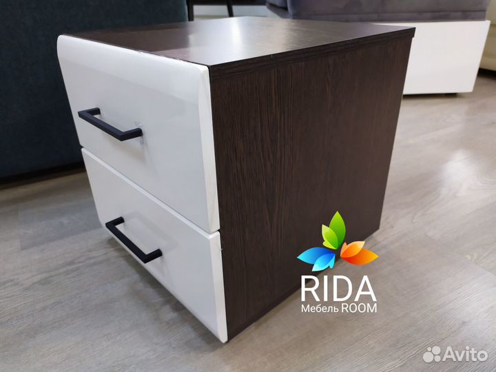 Тумба прикроватная