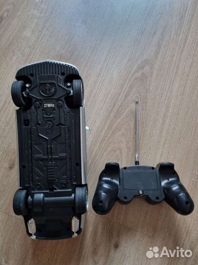 Машина на радиоуправлении 1:16