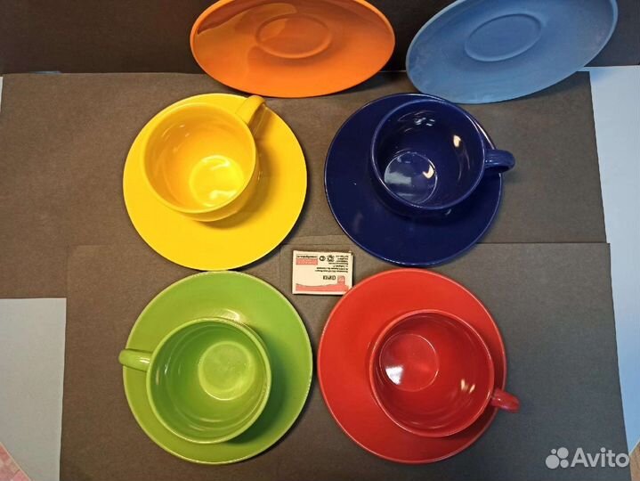 Чашки с блюдцем