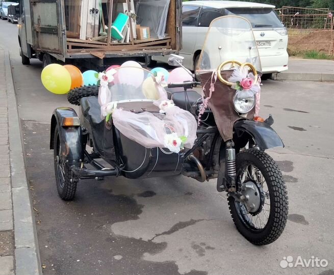 Свадебные ленты на капот автомобиля