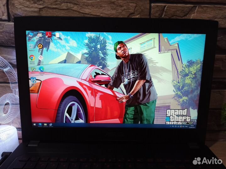 Игровой ноутбук Asus i5/8gb/Gtx1060/FullHd