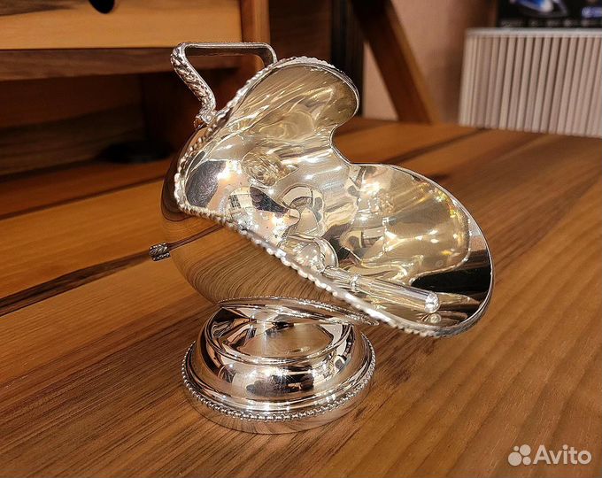 242776 Серебряная сахарница