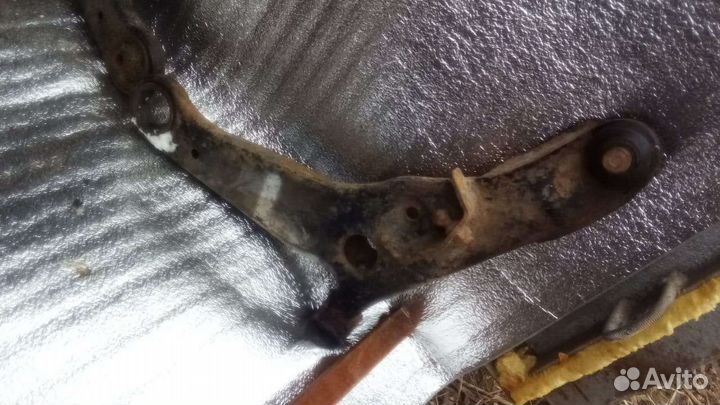 Рычаг передний Mitsubishi Outlander CU