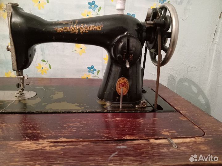 Швейная машинка