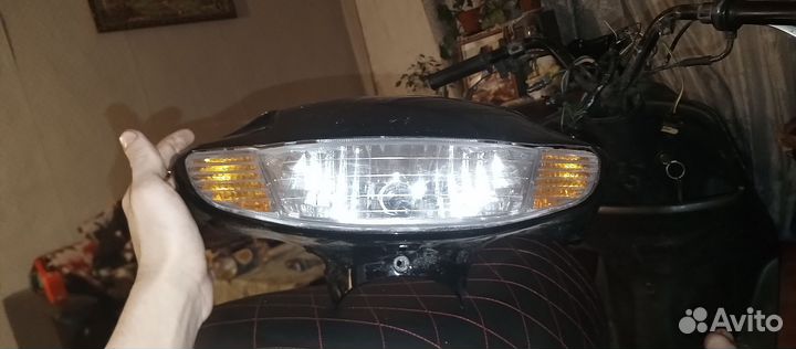 Фара на скутер и подкрылок