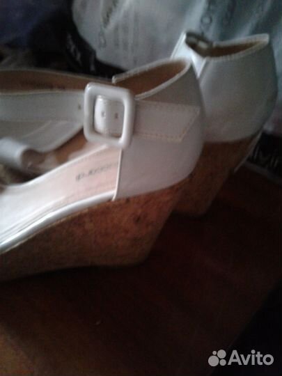Босоножки женские на платформе 39 размер