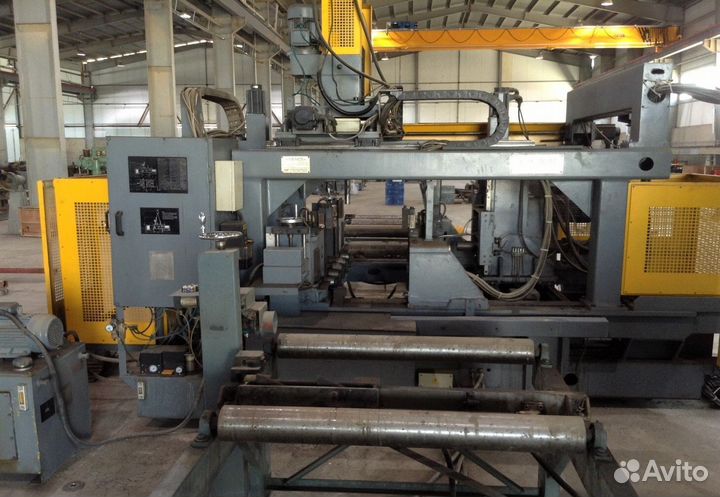 Трехкоординатный сверлильный станок