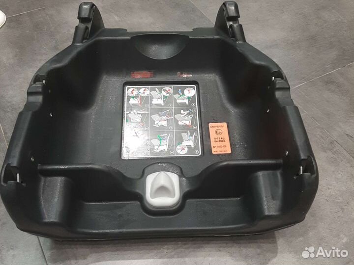 Автомобильная база под автолюльку Cam