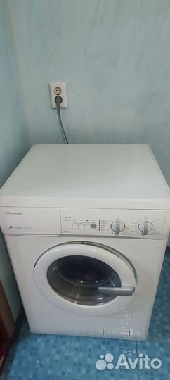 Стиральная машина electrolux EWF1090
