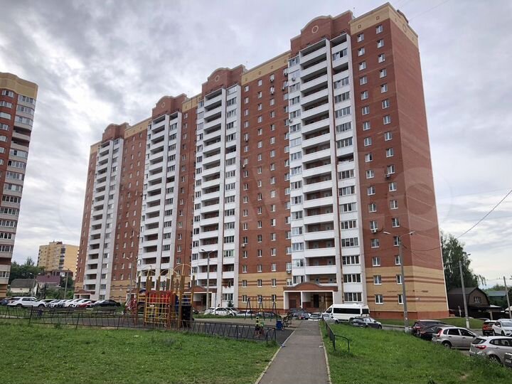 3-к. квартира, 81,3 м², 5/17 эт.