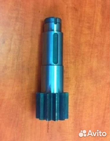 Вал - шестерня поворотного редуктора soosan 736