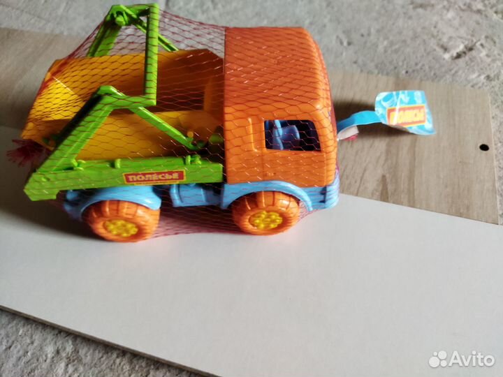 Игрушка машина мусоровоз