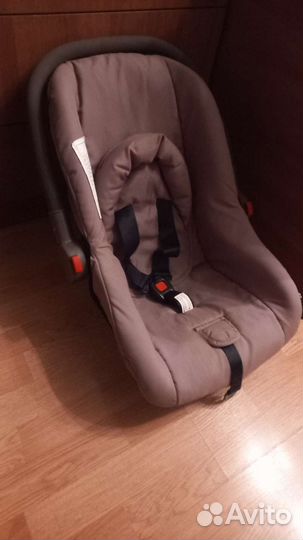 Автомобильное кресло от 0