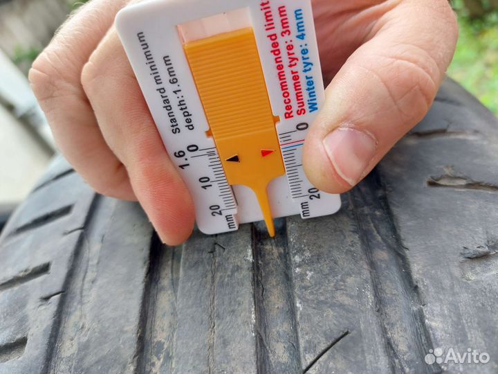 Nokian Tyres Hakka Black 215/50 R17