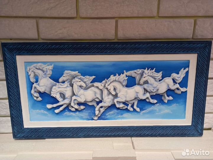 Картина из гипса