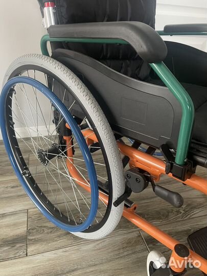 Инвалидная коляска