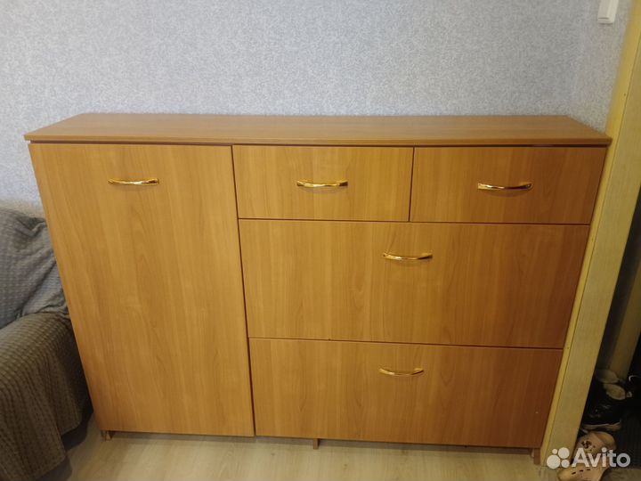 Офисная мебель бу обувница