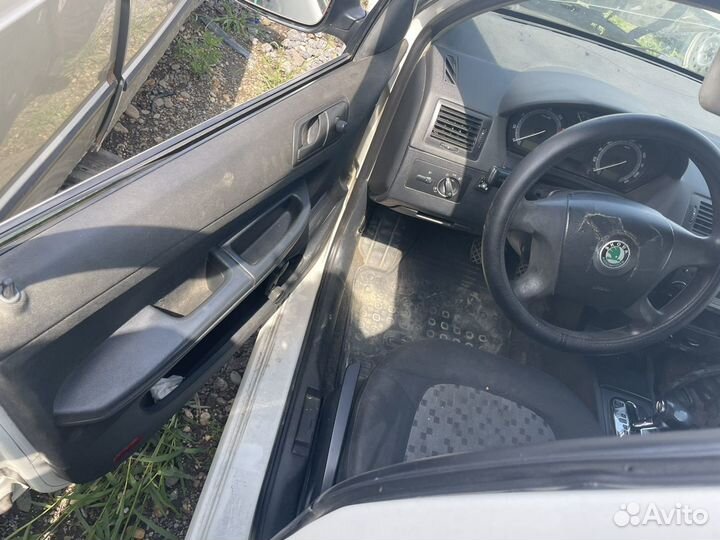 Skoda Fabia 1 2006г 1.4 BKY АКПП GJG