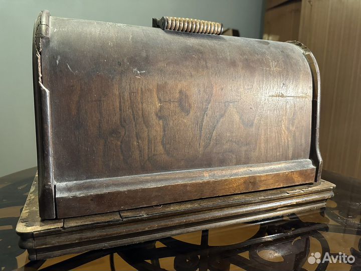 Швейная машинка