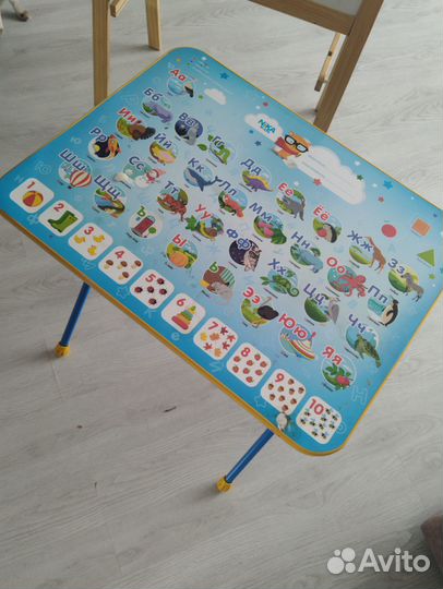 Детский столик, мольберт IKEA