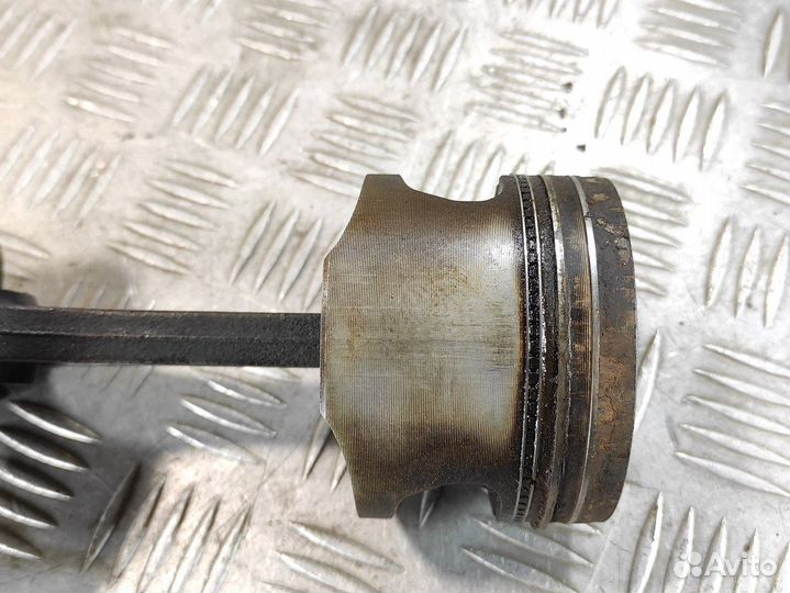 Поршень с шатуном Opel Astra F