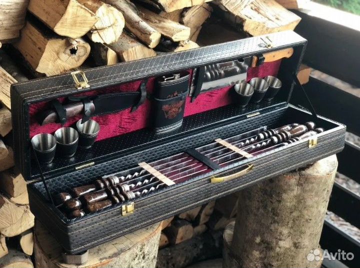 Подарочный набор шампуров в кейсе