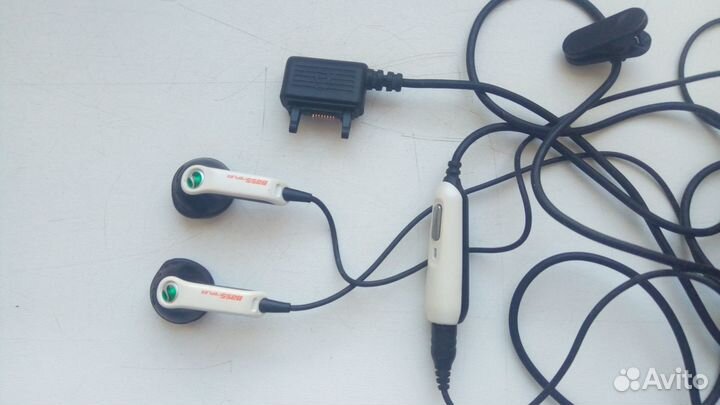 Sony Ericsson W200i