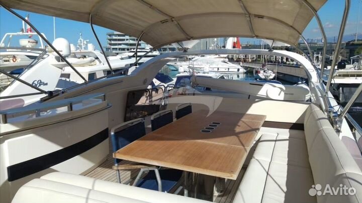 Моторная яхта Princess 78 2012 (1288 м/ч)