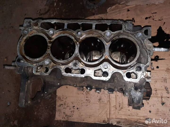 Блок цилиндров Peugeot 307 2003