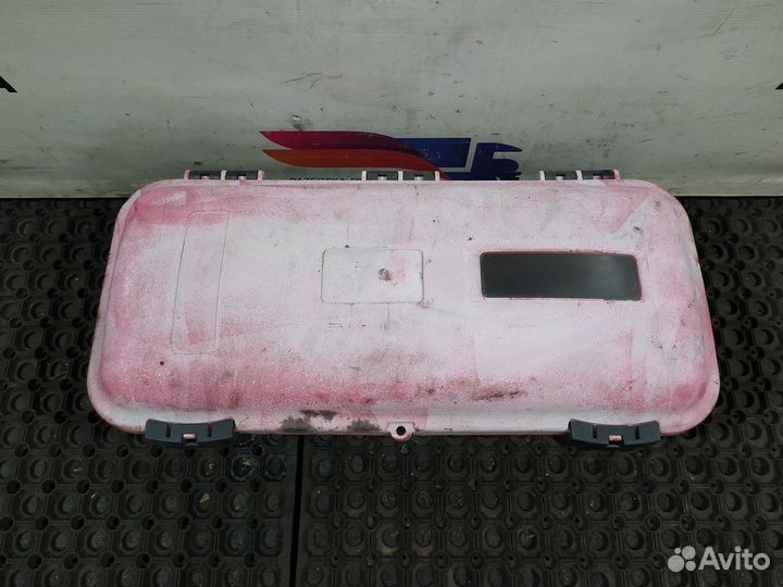 Бардачок огнетушителя Iveco Stralis