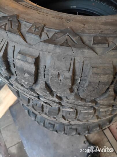 Roadcruza Ice Powergrip 2.25/70 R7