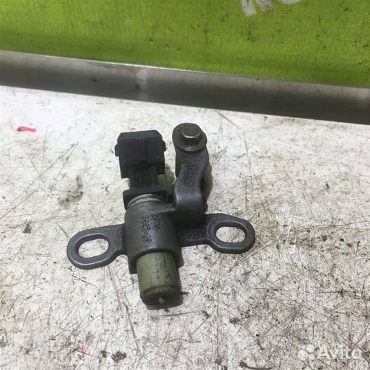 Датчик положения коленвала Форд Мондео 3