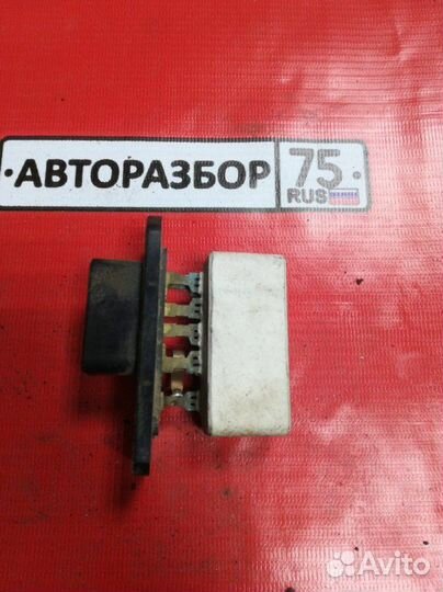 Реостат печки задний Toyota Ipsum ACM21W 2azfe