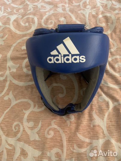 Боксерский шлем adidas