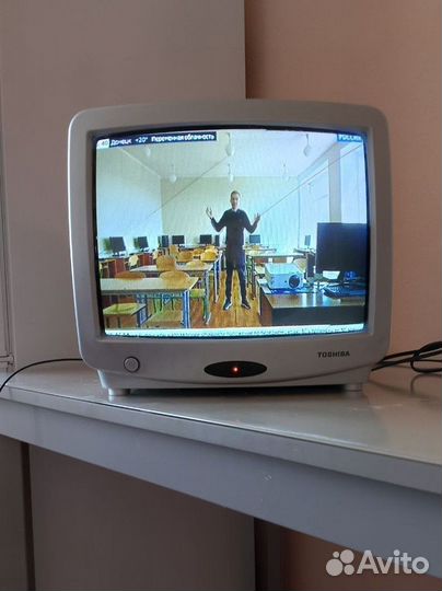 Цветной телевизор Toshiba 14n1xrs