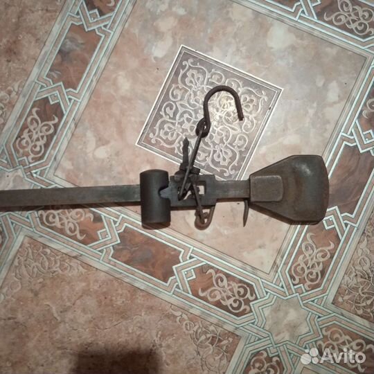 Безмен старинный