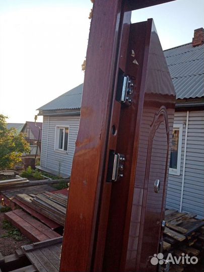 Дверь входная