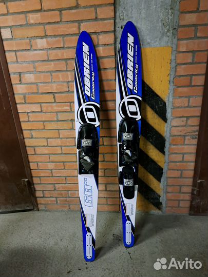 Водные лыжи